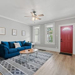 Spacious 2BR Retreat • Pet-Friendly & Cozy!