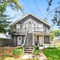 1 Bdr Apt. Pet Friendly, half a mile from Downtown