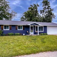 5 Min to Parkview, Attached Garage & Office