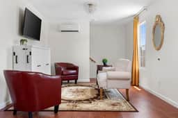 Chateau-Brahma, 2 Queen Beds & pool - Image 2