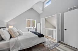 Luxury Condo w/Attached Garage - Image 5