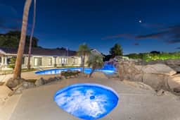 Pickleball Paradise Villa, Sleeps 22, Heatable Pool - Image 4