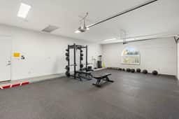 Pickleball Paradise Villa, Sleeps 22, Heatable Pool - Image 3