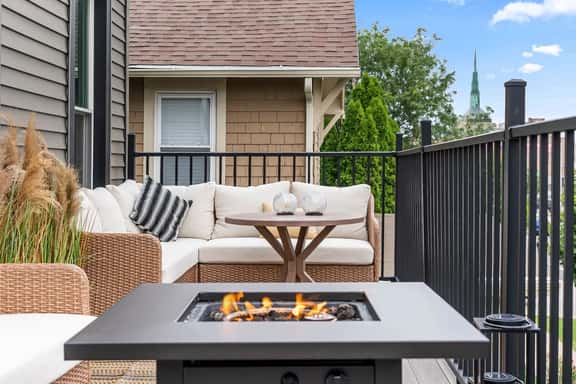 Downtown Fort Wayne Triplex- Apt. B - Image 1