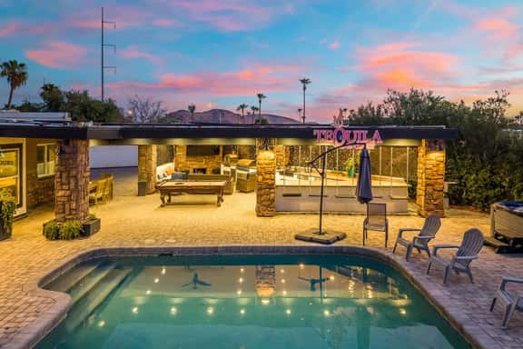 Lux Resort - Pool, Pickleball, Hot Tub, and more! - Image 1