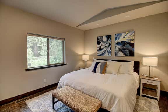 Private King Suite, Ensuite Bath | Kalispell - Image 1