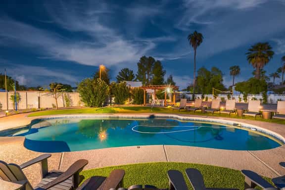 Oasis w Dream Amenities - Pool, Putting, Volley! - Image 1