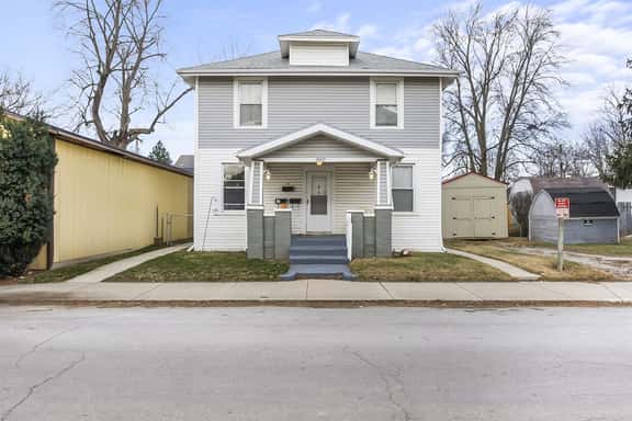Pet Friendly Apt w/ Fenced Yard - Image 1