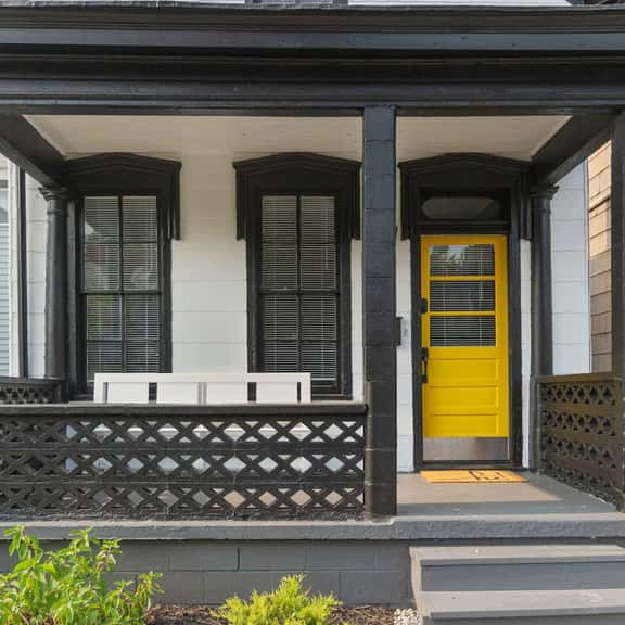 Walkable to Downtown! Home for 7! - Image 1