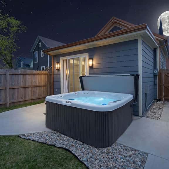 Hot Tub Retreat | Pet-Friendly | Sleeps 8 - Image 1