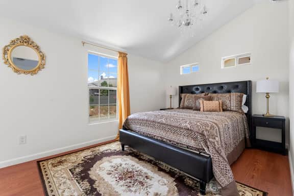 Chateau-Brahma, 2 Queen Beds & pool - Image 4