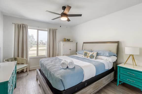 Golf Course Condo, Mountain Views, Old Town - Image 2